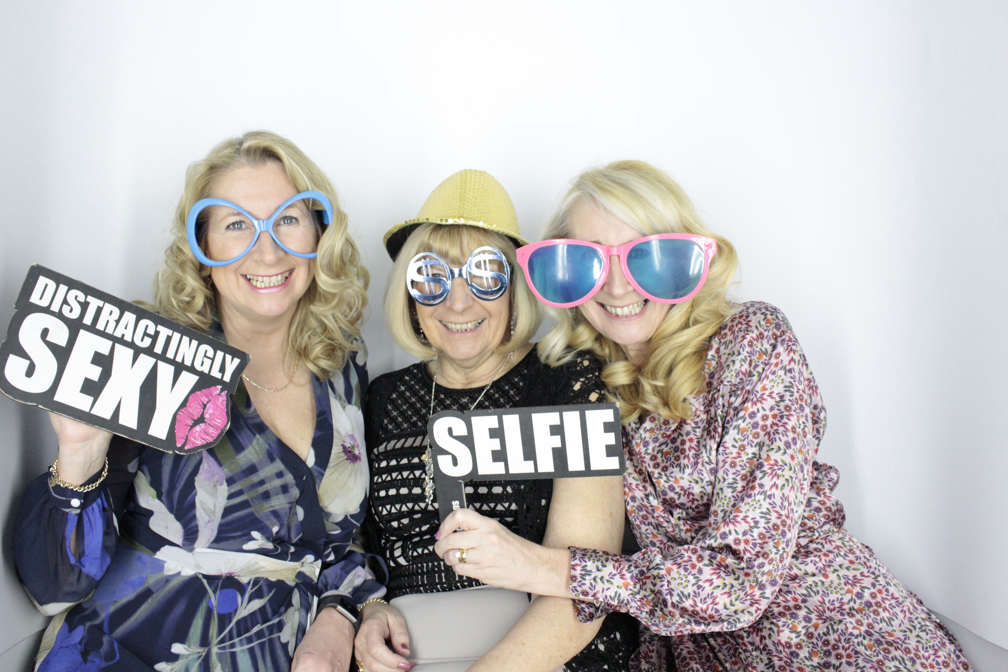 Chlöe’s 21st | View more photos from the event at gallery.myphotoboothexperience.co.uk/u/MyPhotoBoothExperienceLtd/Chlöe’s-21st